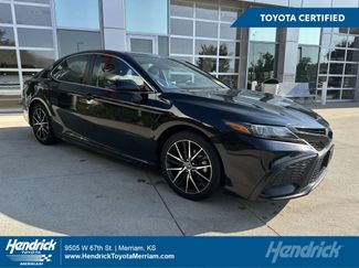 Certified 2024 Toyota Camry SE image 1