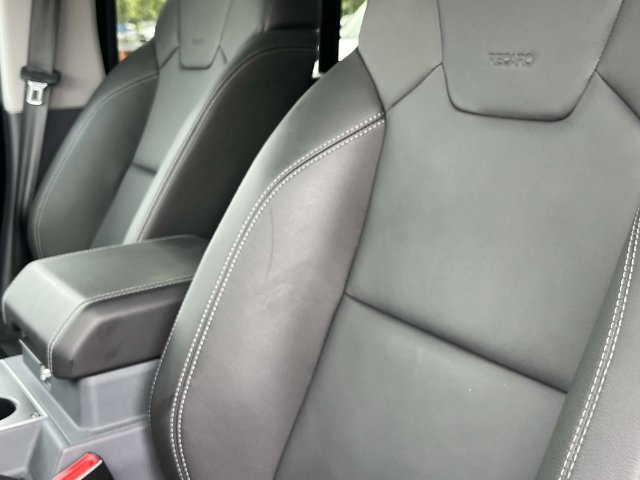 Used 2025 INEOS Grenadier Station Wagon AWD/4WD image 29