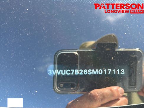 Used 2025 Volkswagen Taos SE AWD/4WD image 22