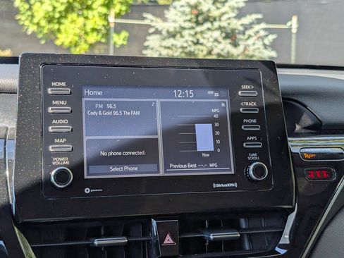 Used 2023 Toyota Camry SE image 30