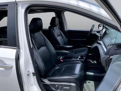 Used 2024 Honda Odyssey EX-L image 9