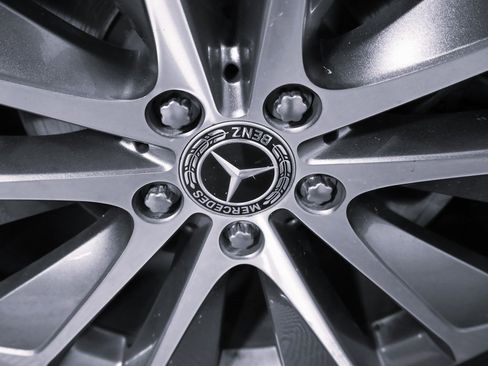 Used 2023 Mercedes-Benz GLE 450 4MATIC image 8