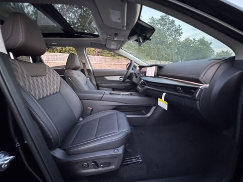 New 2025 Nissan Murano Platinum image 10