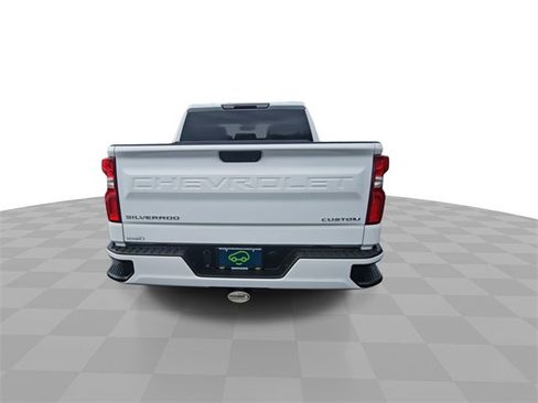 Used 2021 Chevrolet Silverado 1500 Custom image 7