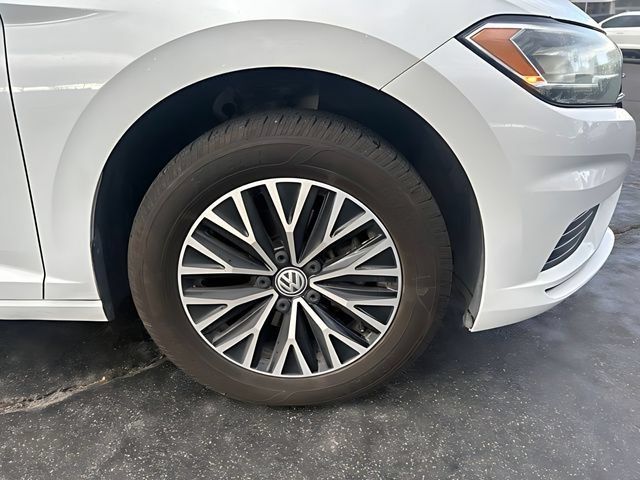 Used 2020 Volkswagen Jetta SE FWD image 11