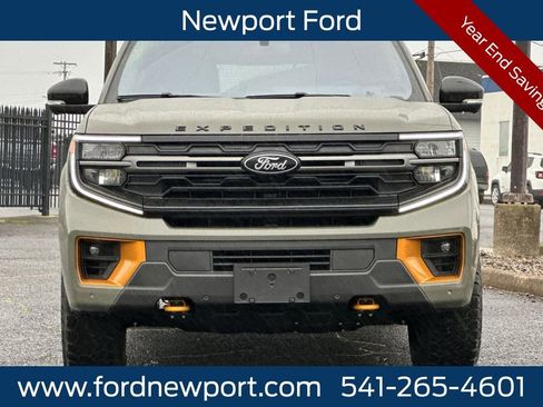 New 2025 Ford Expedition Tremor image 9