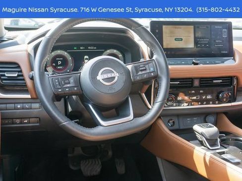 Certified 2024 Nissan Rogue Platinum w/ Platinum Premium Package AWD/4WD image 16