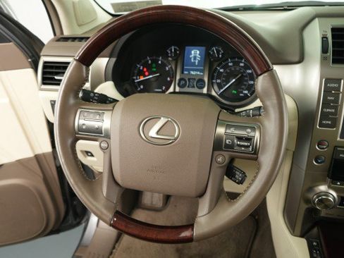 Used 2015 Lexus GX 460 w/ Premium Package AWD/4WD image 33