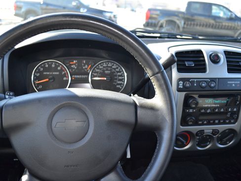 Used 2011 Chevrolet Colorado LT image 14