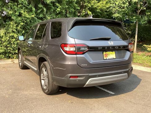 Used 2024 Honda Pilot EX-L image 8