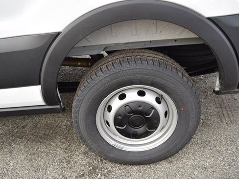 New 2026 Ford Transit 250 148 Medium Roof image 5