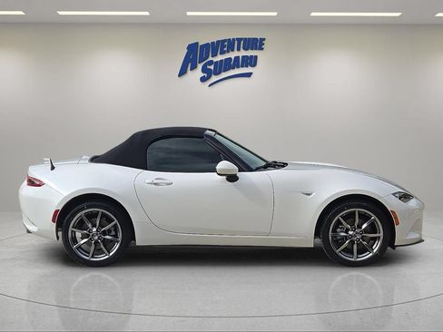 Used 2022 MAZDA MX-5 Miata Grand Touring w/ Weather Package RWD image 7