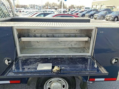 Used 2016 Ford F250 XL w/ Power Equipment Group image 24