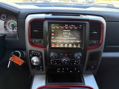 Used 2017 RAM 1500 Rebel AWD/4WD image 17