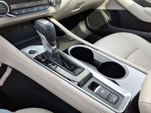 Used 2023 Nissan Altima 2.5 SL image 16