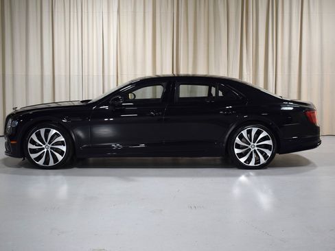 New 2026 Bentley Flying Spur Plug-In Hybrid image 16