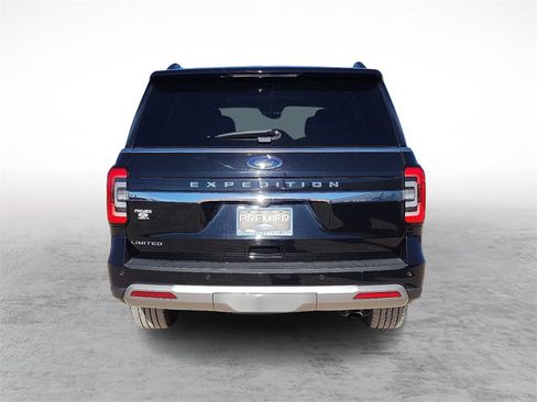 Used 2023 Ford Expedition Limited image 9