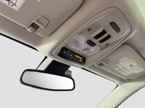 Used 2021 Buick Encore GX Essence w/ Advanced Technology Package image 24