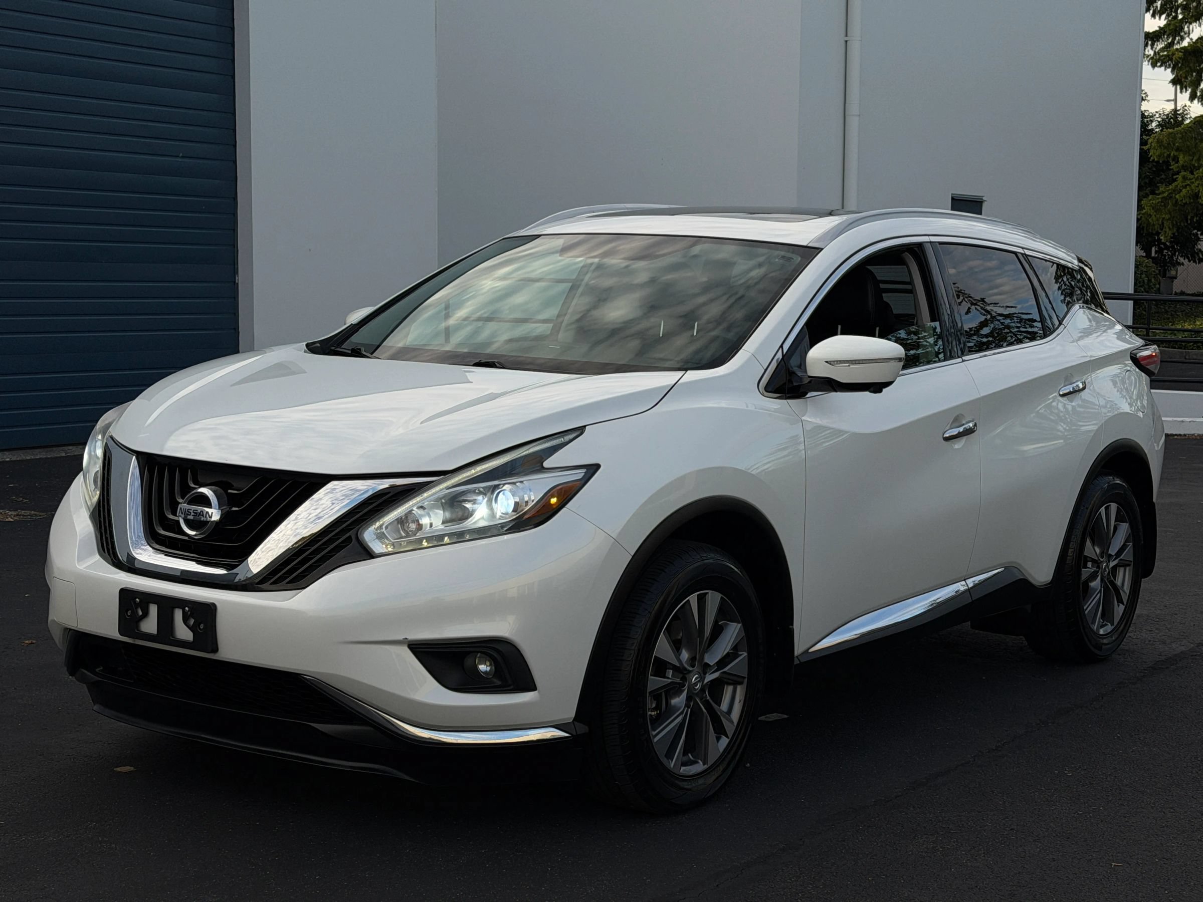 Used 2015 Nissan Murano SL w/ SL Technology Package AWD/4WD image 1