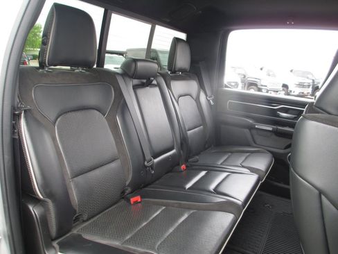 Used 2022 RAM 1500 Laramie AWD/4WD image 24