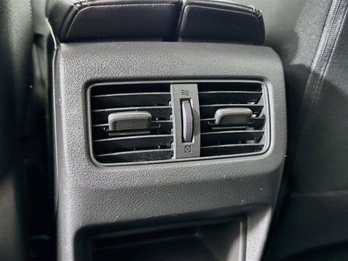 Used 2021 Nissan Rogue S AWD/4WD image 24