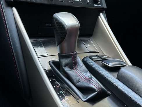 Used 2014 Lexus IS 250 w/ F-Sport Package RWD image 18