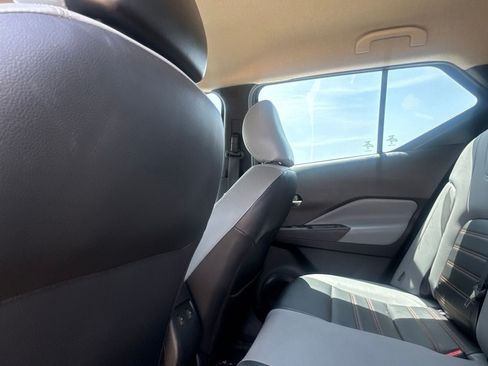 Used 2024 Nissan Kicks SR w/ SR Premium Package FWD image 37
