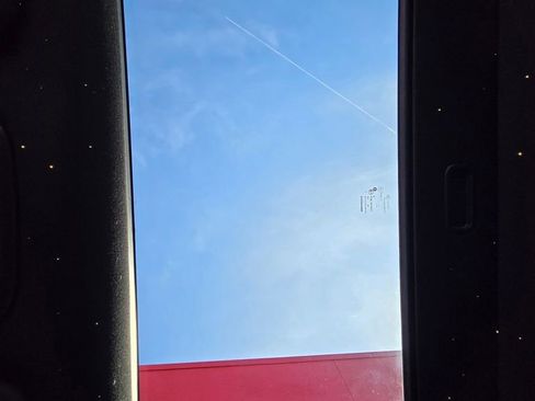 Used 2023 Dodge Charger R/T w/ Blacktop Package image 36