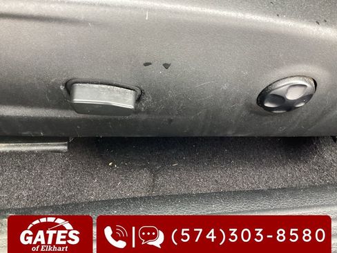 Used 2021 Dodge Challenger SXT image 14