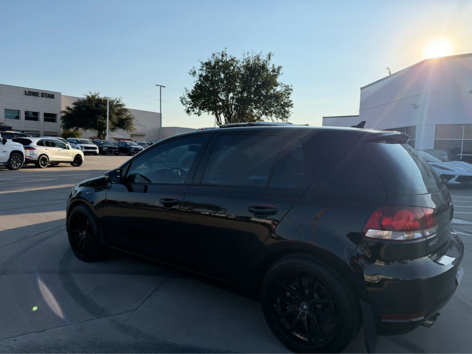 Used 2013 Volkswagen Golf TDI FWD image 2