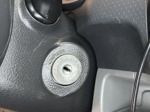 Used 2011 Toyota Tacoma 2WD Access Cab image 24