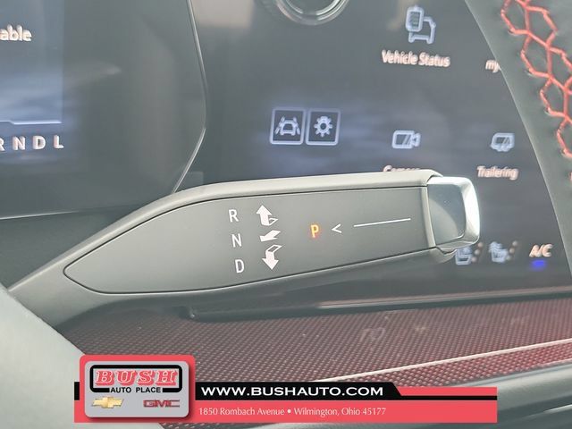 New 2026 Chevrolet Traverse RS w/ LPO, Floor Liner Package FWD image 32