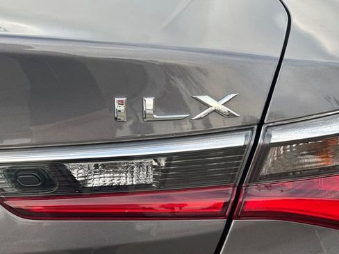 Used 2019 Acura ILX w/ Premium Package image 30