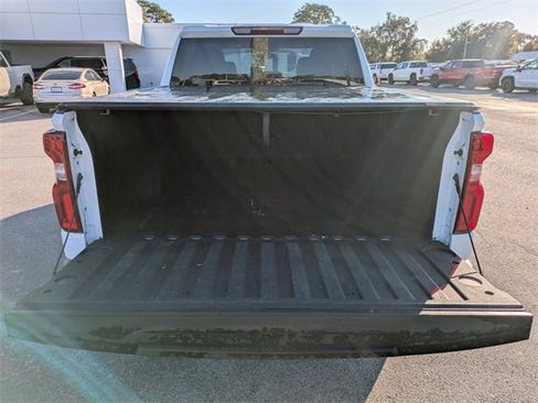 Used 2021 Chevrolet Silverado 1500 RST image 13