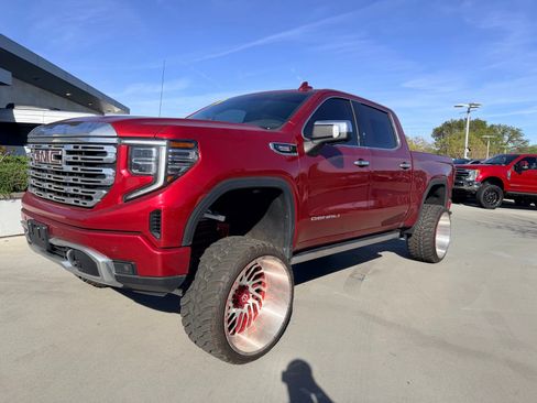 Used 2023 GMC Sierra 1500 Denali w/ Denali Reserve Package image 3