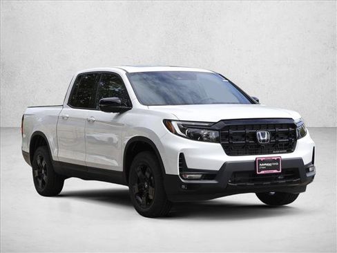 New 2026 Honda Ridgeline Black Edition image 3