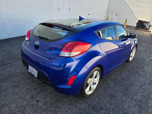 Used 2012 Hyundai Veloster image 18
