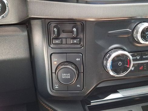 Used 2024 Ford F350 Platinum AWD/4WD image 25