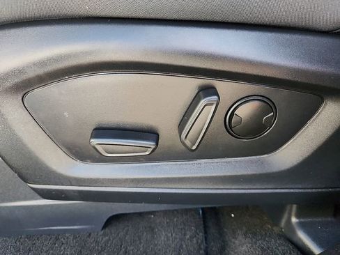 Used 2025 Ford Explorer Active image 14