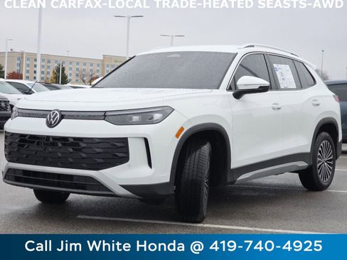 Used 2025 Volkswagen Tiguan S image 13