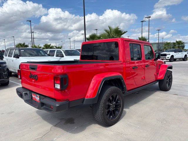 Used 2025 Jeep Gladiator Sport AWD/4WD image 5