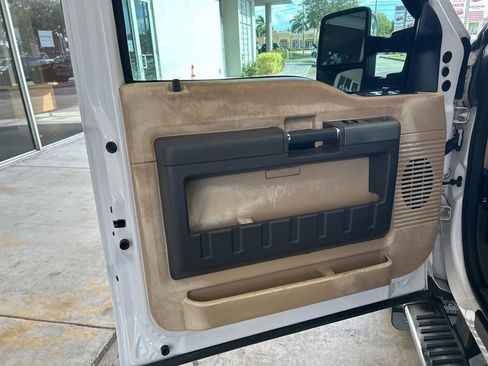 Used 2011 Ford F250 Lariat w/ Lariat Ultimate Pkg image 33