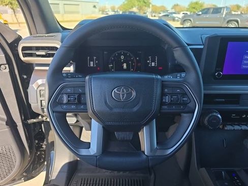 New 2026 Toyota 4Runner SR5 image 15