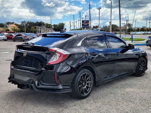 Used 2018 Honda Civic EX-L image 9