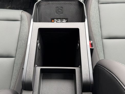 New 2026 GMC Terrain AT4 w/ Technology Package II image 23