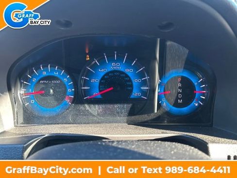 Used 2011 Ford Fusion SEL image 15