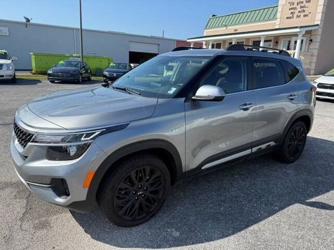 Used 2023 Kia Seltos Nightfall Edition AWD/4WD image 3