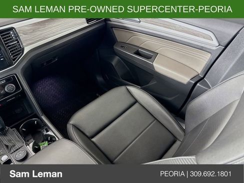 Used 2023 Volkswagen Atlas Cross Sport SE image 22