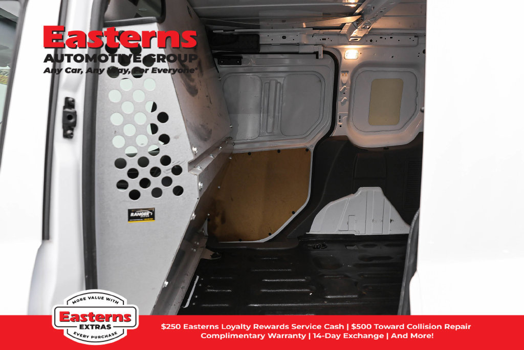 Used 2022 Ford Transit Connect XLT FWD image 19