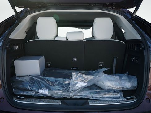 New 2026 MAZDA CX-90 Plug-In Hybrid w/ Premium Plus image 8